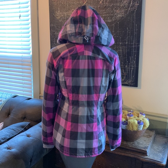 Mountain Hardwear Barnsie Buffalo Plaid Snow Jacket - Picture 4 of 13